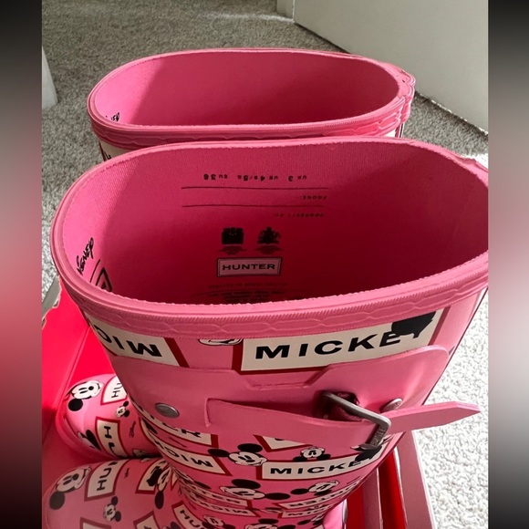 Hunter Kids Pink Mickey Mouse Rain Boots - Picture 6 of 12